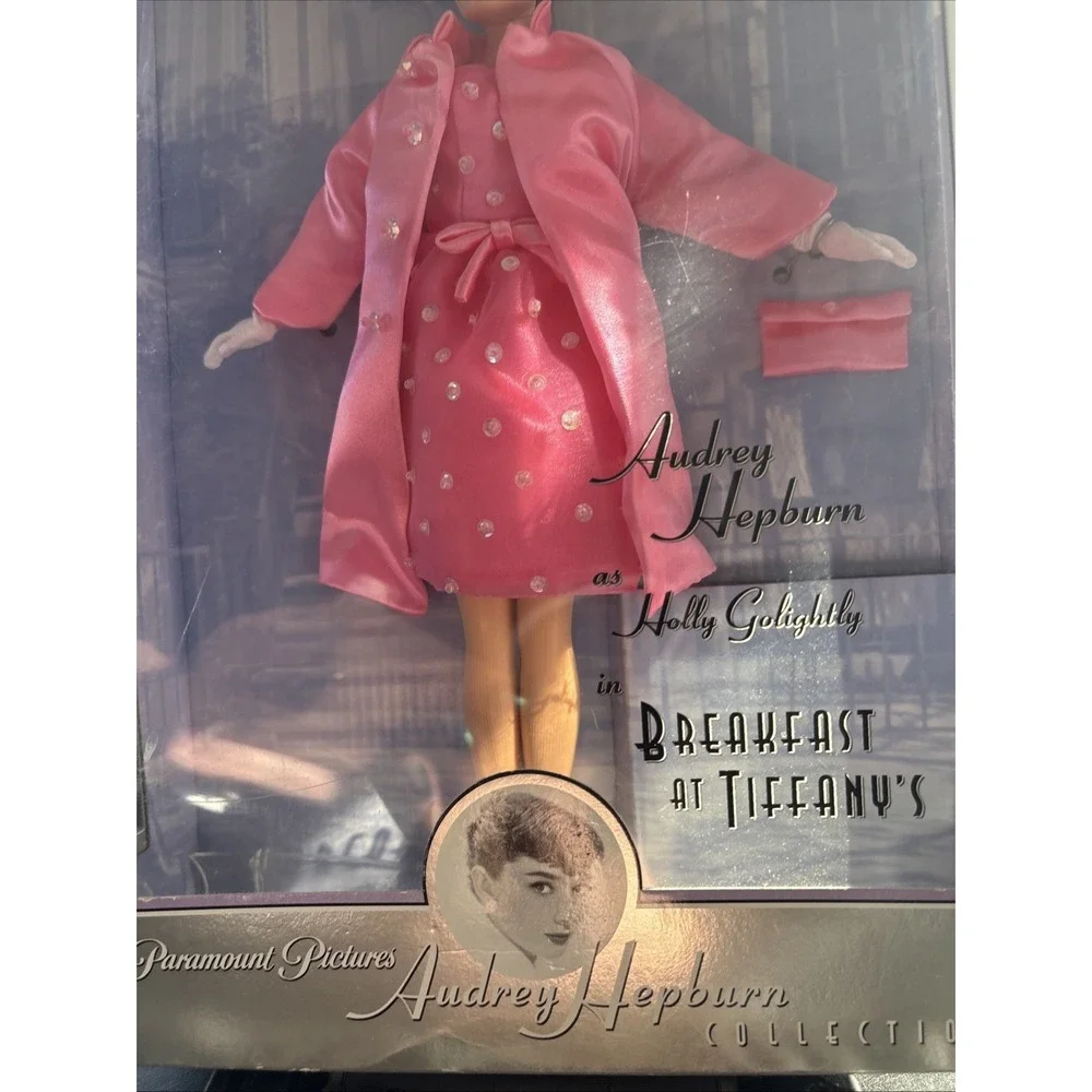VTG 1998 Audrey Hepburn Barbie Breakfast At Tiffany's Pink Dress Doll NRFB 20665